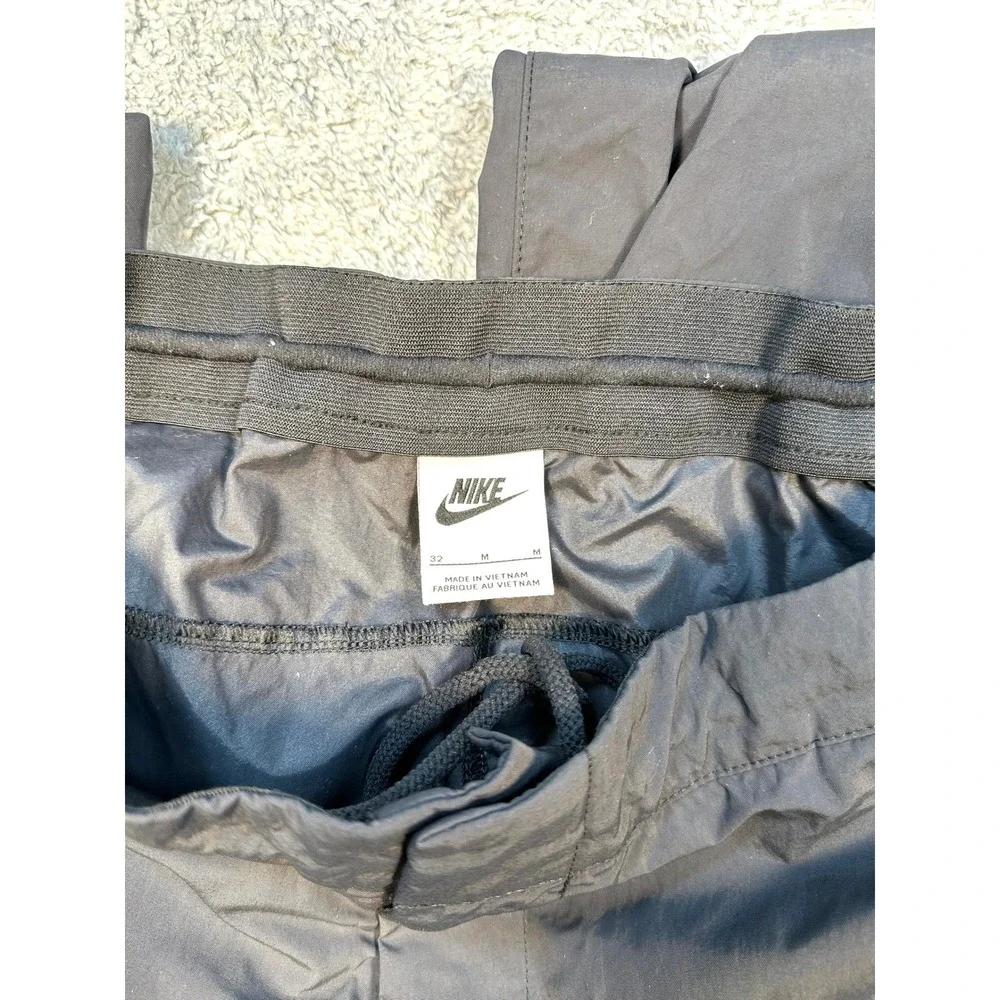 Nike Nylon Sportswear Standard‎ Tapered Essentials Utility pant cargo black 32 M